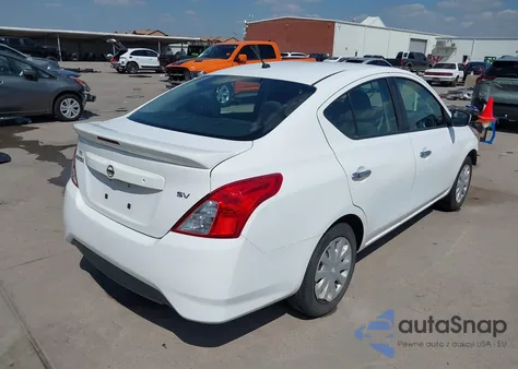 2018 Nissan Versa 1.6 Sv z USA, uszkodzony, nr VIN 3N1CN7AP3JK405964